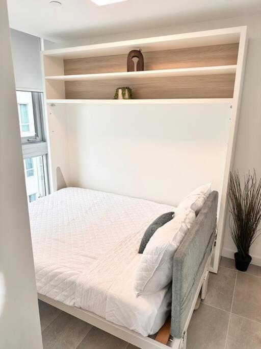 Appartamento Breathtaking 1Br In The Heart Miami Esterno foto