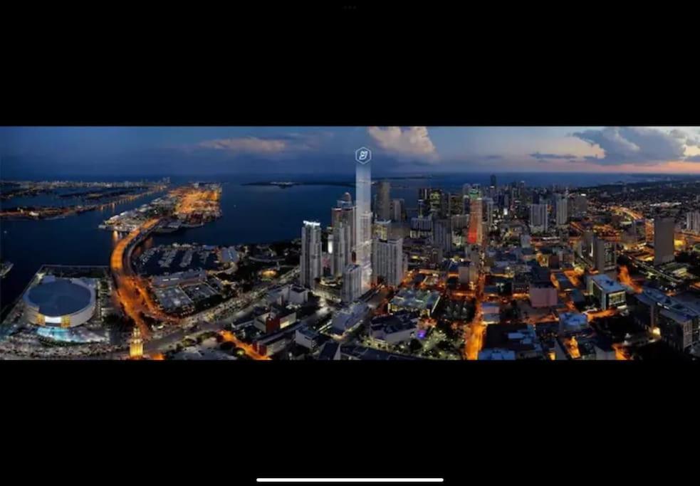 Appartamento Breathtaking 1Br In The Heart Miami Esterno foto