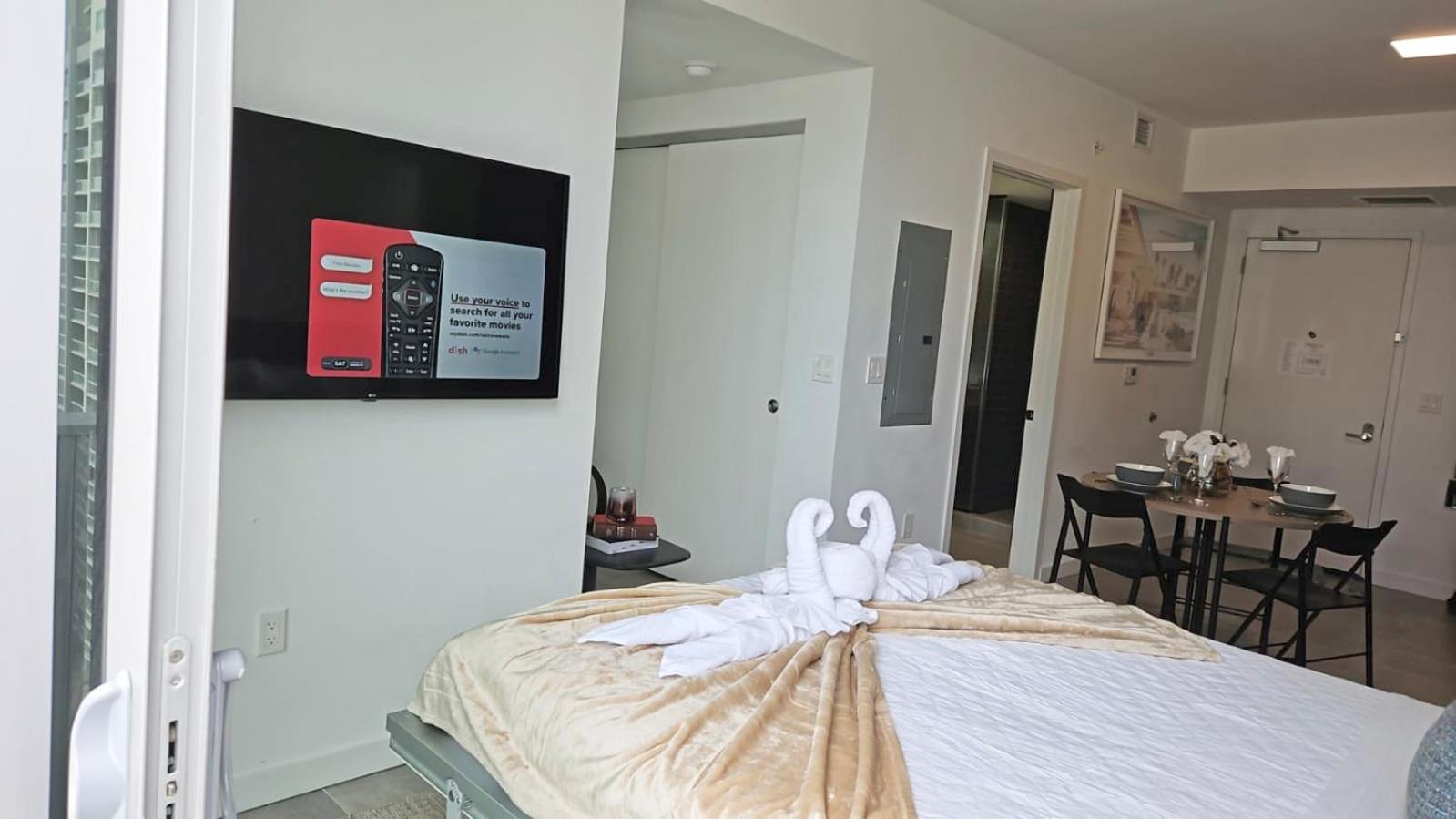 Appartamento Breathtaking 1Br In The Heart Miami Esterno foto